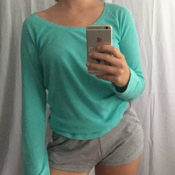 Teal waffle long-sleeve from VS - Picture 1 of 2
